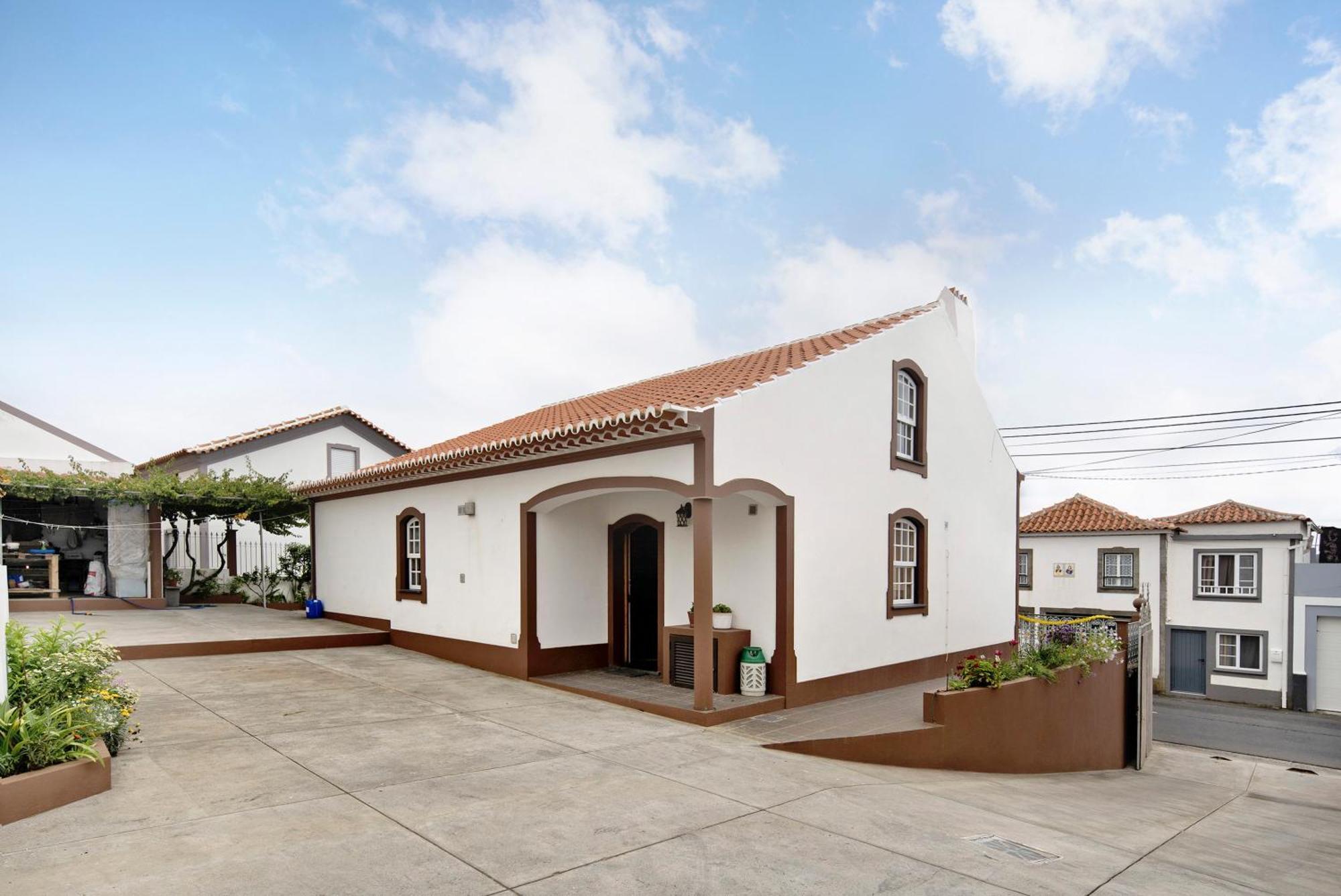 Casa Das Rosas Angra do Heroísmo Екстериор снимка